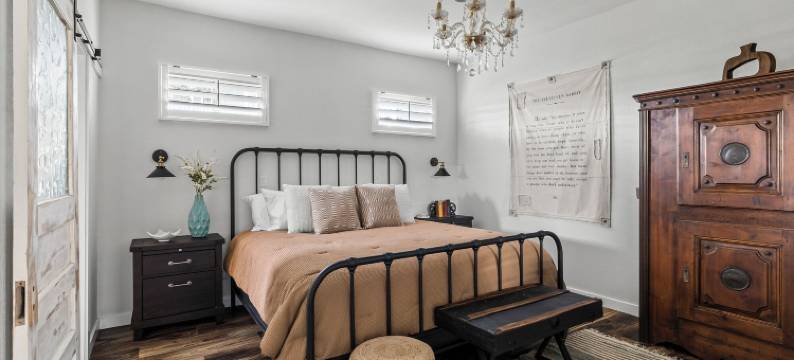 金斯比小屋 - 1卧室及山景(Kingsby Cottage - 1BR & Mountain Views)图片