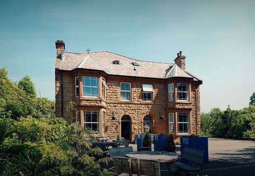 Pine Lodge Hotel & Restaurant Mansfield Hotel Overview