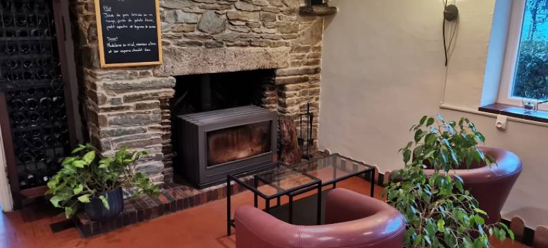 邮政罗莱酒店(Logis Hotel le Relais de La Poste Restaurant le Fil du Temps)图片