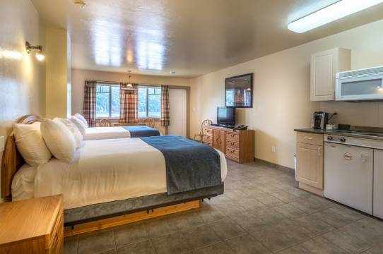 贝斯盖特度假村及小艇码头(Bathgate Resort and Marina)