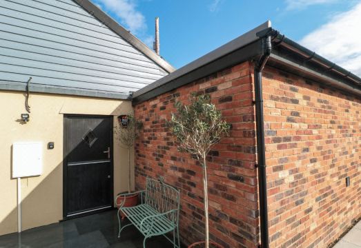 Minime Hotel Overview