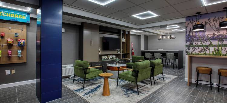 迪凯特河城凯隆普安特酒店(Clarion Pointe Decatur River City)图片
