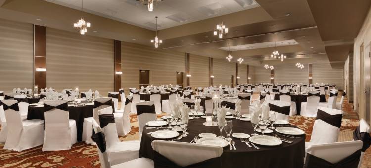 阿克伦广机场希尔顿安泊酒店(Embassy Suites by Hilton Akron Canton Airport)图片