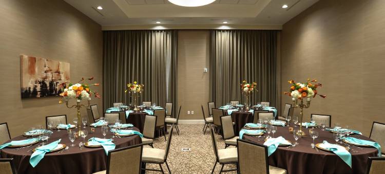 俄克拉何马城市区医疗中心希尔顿安泊酒店(Embassy Suites by Hilton Oklahoma City Downtown Medical Center)图片