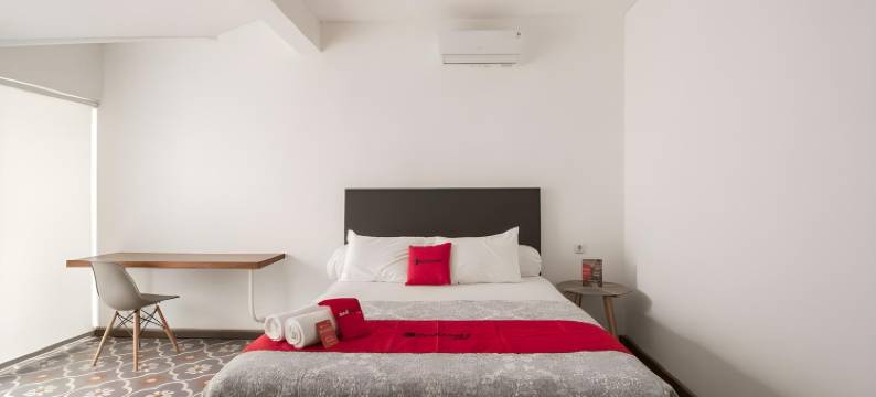 红多兹Plus酒店-德曼甘格加亚(RedDoorz Plus @ Demangan Gejayan)图片