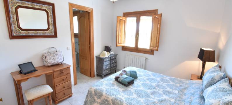 Mediterranean Escape with Garden图片