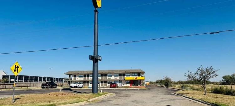 Super 8 by Wyndham Big Spring图片