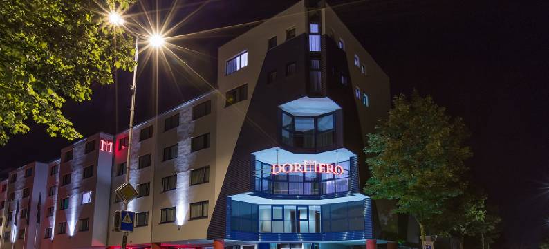 苏黎世机场多梅洛酒店(DORMERO Hotel Zürich Airport)图片