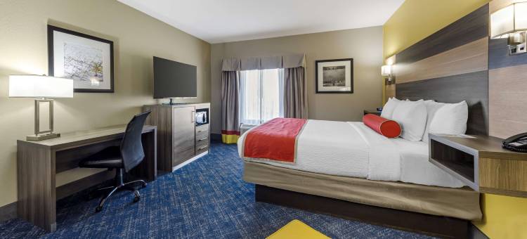 米德韦斯特城贝斯特韦斯特优质套房酒店(Best Western Plus Midwest City Inn  Suites)图片