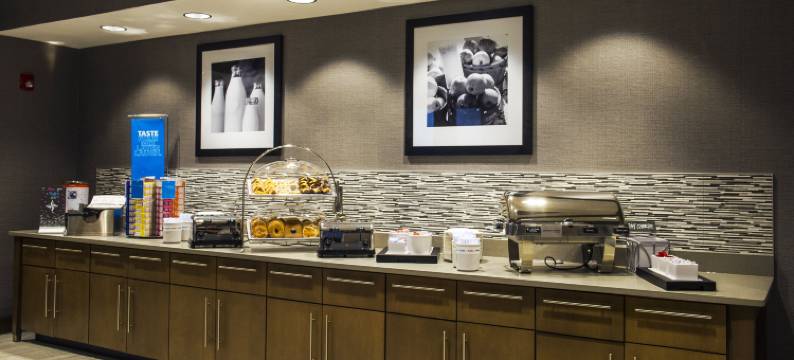 福克斯伯勒曼斯菲尔德欢朋套房酒店(Hampton Inn & Suites Foxborough -Mansfield)图片