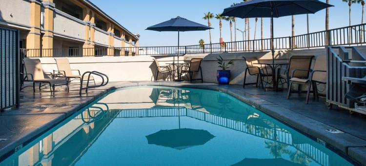 凯托曼市贝斯特韦斯特套房酒店(Best Western Kettleman City Inn  Suites)图片