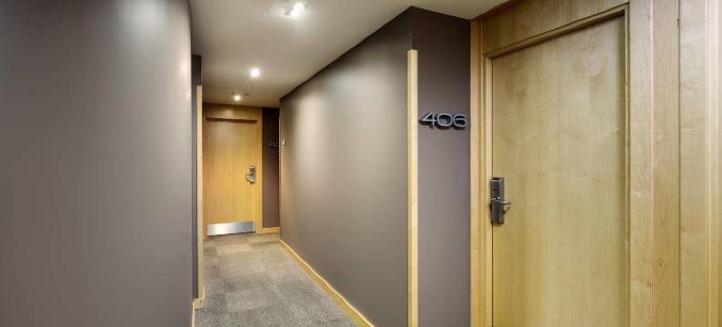 塞尔科蒂尔波塔莱斯酒店(Hotel Sercotel Portales)图片