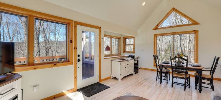 徒步和钓鱼：靠近小径的户外度假屋(Hike & Fish: Outdoor Retreat Near Trails)图片