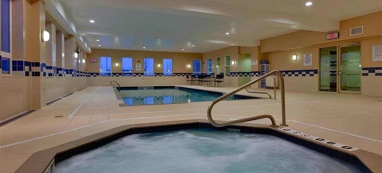 的舒适酒店和套房(Comfort Inn & Suites)图片