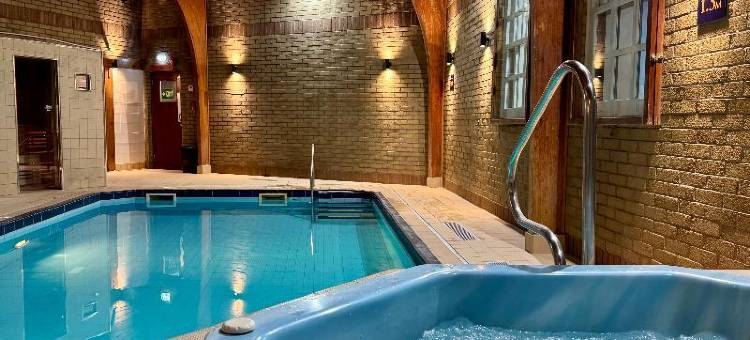 洛蒙德山酒店及健康俱乐部(Lomond Hills Hotel & Health Club)图片