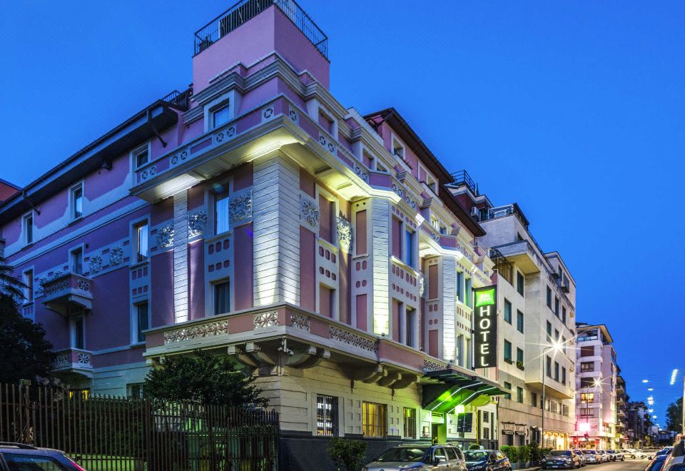 Ibis Styles Milano Centro Hotel Overview