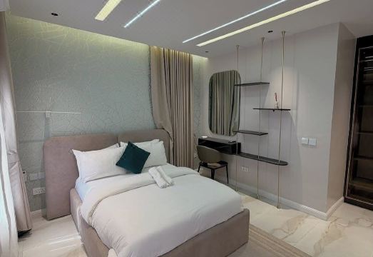 BUGE HOMES Hotel Overview