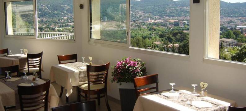 国际之家克尔兰奇(Logis Hotel le Col de l'Ange)图片