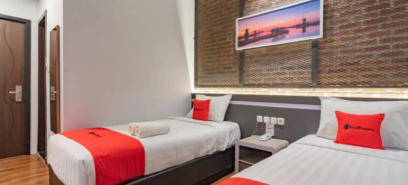 红多兹Plus@门卫旅馆(RedDoorz Plus @ Doorman Guest House)图片