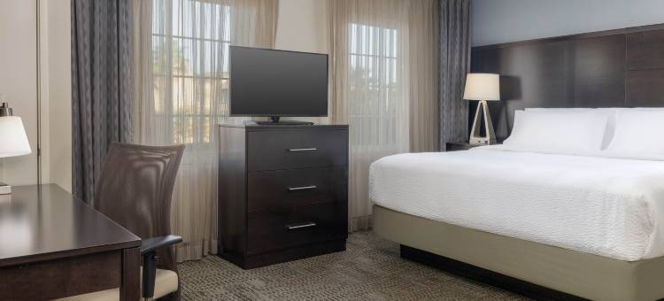科罗娜南Staybridge套房酒店(Staybridge Suites CORONA SOUTH by IHG)图片