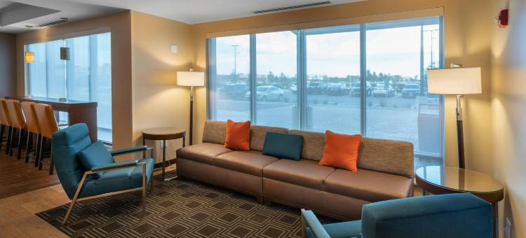 TownePlace套房酒店-橡树溪密尔沃基(TownePlace Suites Milwaukee Oak Creek)图片