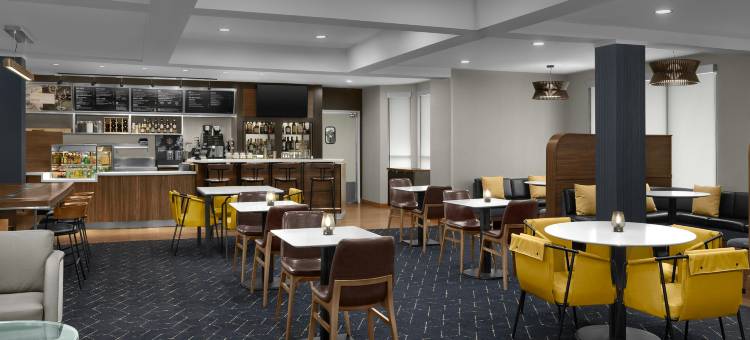 代顿比弗克里克万怡酒店(Courtyard Dayton Beavercreek)图片