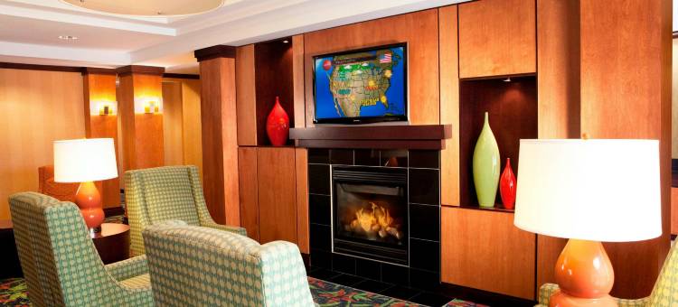 德梅因机场万枫酒店(Fairfield Inn & Suites des Moines Airport)图片