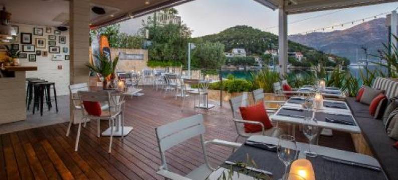 塔拉旅馆酒店(Tara's Lodge Hotel)图片