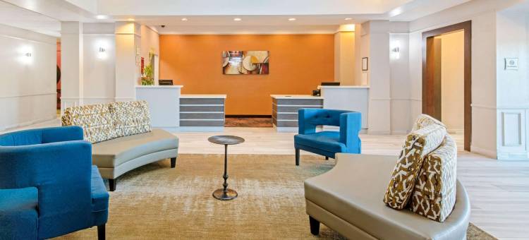 温尼拉昆塔温德姆套房酒店(La Quinta Inn & Suites by Wyndham Winnie)图片