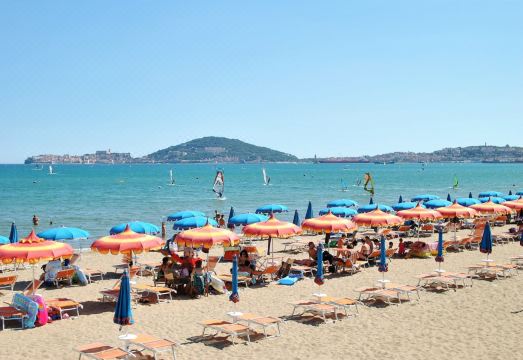 Sea Breeze Seafront Flat Hotel Overview