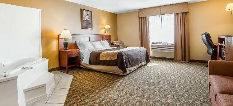 菲尔莫尔 I-15 凯艺套房酒店(Quality Inn & Suites Fillmore I-15)图片