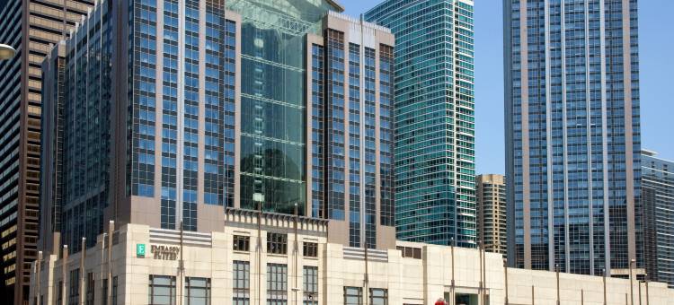 芝加哥市中心华丽一英里希尔顿安泊酒店(Embassy Suites by Hilton Chicago Downtown Magnificent Mile)图片