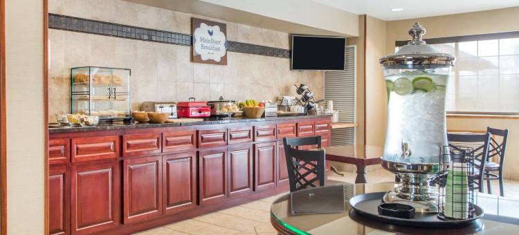 橡树溪密尔沃基机场浩枫温德姆公寓(Hawthorn Extended Stay by Wyndham Milwaukee Airport)图片