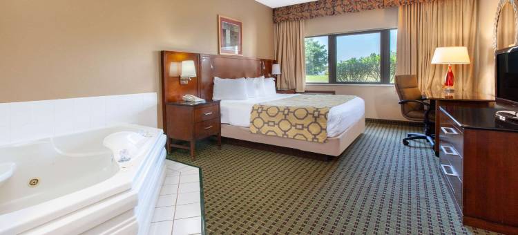 富兰克林呗盟套房酒店(Baymont Inn and Suites by Wyndham Franklin, Indiana)图片