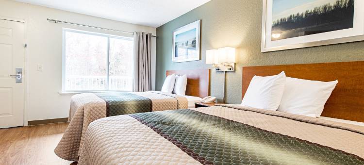 塔科马-普亚勒普霍姆汤开放式公寓(HomeTowne Studios Tacoma - Puyallup)图片