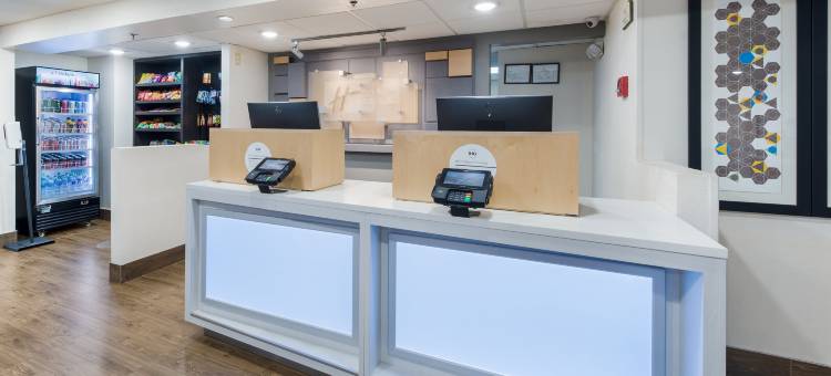 伦敦-I-70智选假日酒店(Holiday Inn Express London-I-70)图片