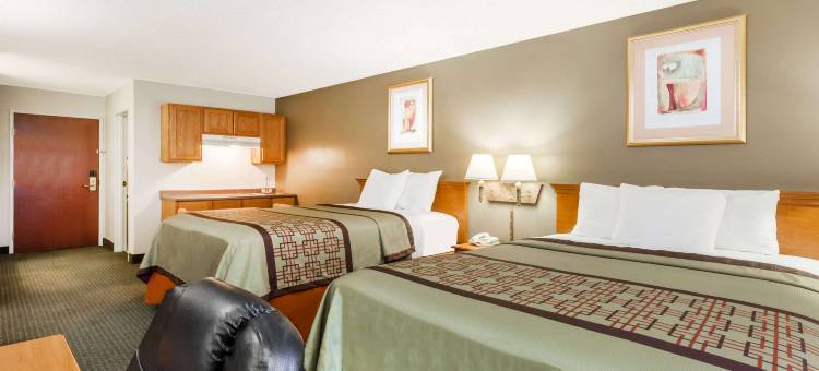 新伊比利亚戴斯套房酒店(Days Inn & Suites by Wyndham New Iberia)图片