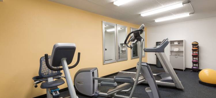 匹兹堡哈马维尔戴斯酒店(Days Inn by Wyndham Pittsburgh-Harmarville)图片