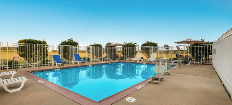 邦基骑士酒店(Knights Inn Bunkie)图片