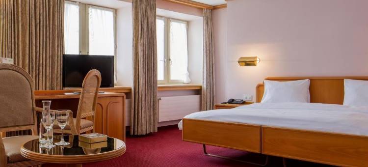 洛伊克巴德温泉酒店(Thermal Hotels & Walliser Alpentherme Leukerbad)图片
