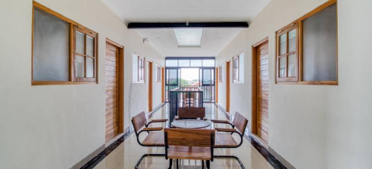 红多兹伊斯兰酒店-巴巴丹巴鲁贾卡尔(RedDoorz Syariah @ Babadan Baru Jakal)图片