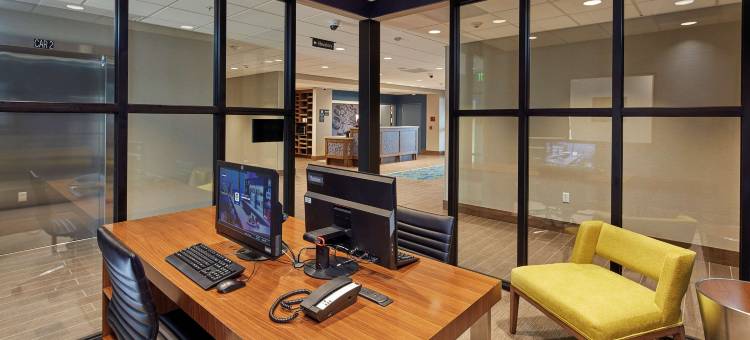 希尔顿欢朋套房酒店-萨克拉门托CSUS(Hampton Inn & Suites Sacramento at Csus)图片