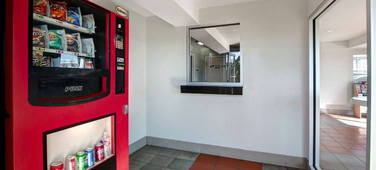 萨尔弗斯普林斯汽车旅馆(Motel 6 Sulphur Springs, TX)图片