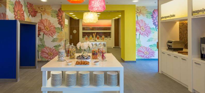 华沙市中心希尔顿欢朋酒店(Hampton by Hilton Warsaw City Centre)图片