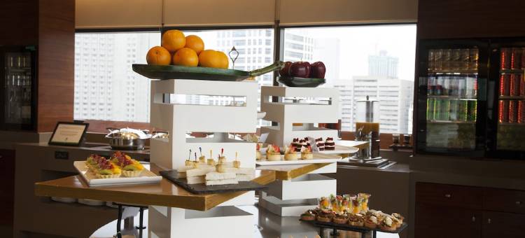 马卡蒂套房假日酒店(Holiday Inn & Suites Makati)图片