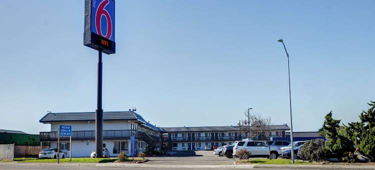 加州尤里卡6号汽车旅馆 – 红木海岸(Motel 6 Eureka, CA – Redwood Coast)图片
