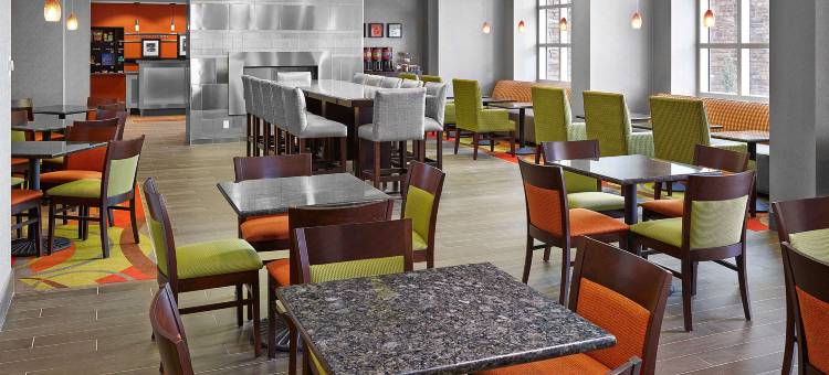 欢朋希尔顿卡尔加里机场北酒店(Hampton Inn by Hilton Calgary Airport North)图片
