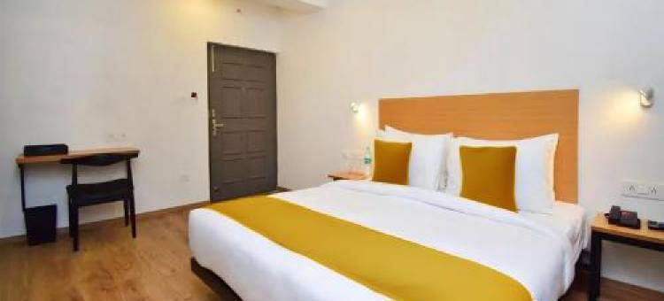 Super Townhouse VIP Road Formerly the Sky图片