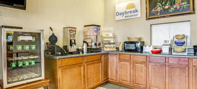 赫尔南多温德姆戴斯酒店(Days Inn by Wyndham Hernando)图片