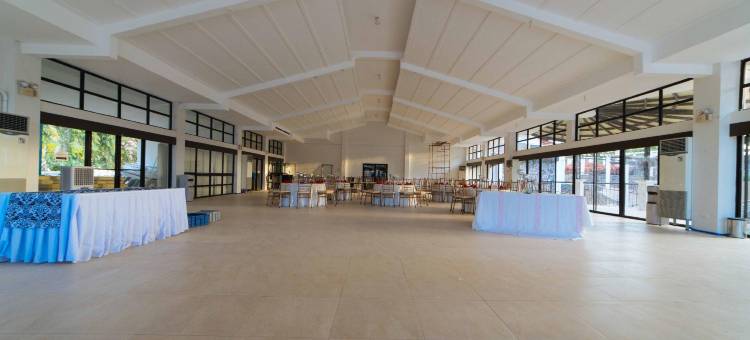 怀特伍德会议和休闲酒店(Whitewoods Convention and Leisure Hotel by SMS Hospitality)图片